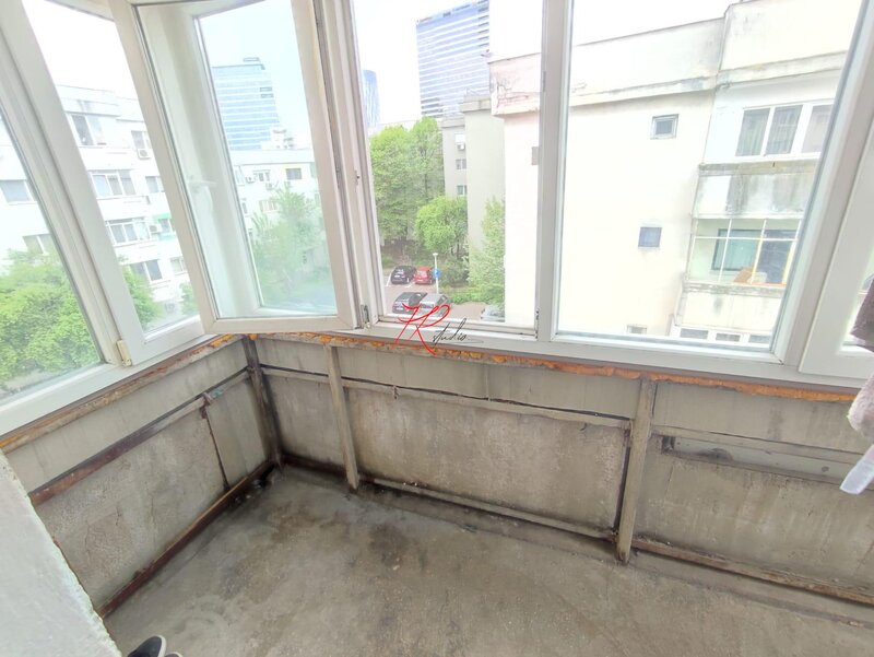 Aviatiei, vanzare apartament 3 camere.