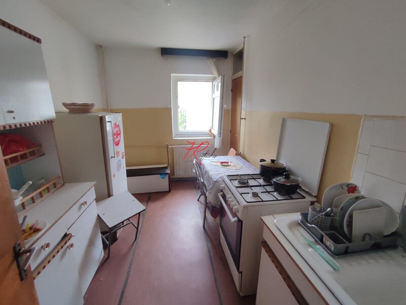 Aviatiei, vanzare apartament 3 camere.